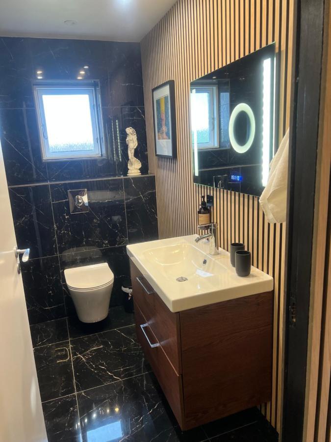 Storre Luksus Hus Ved Assens Apartment Luaran gambar